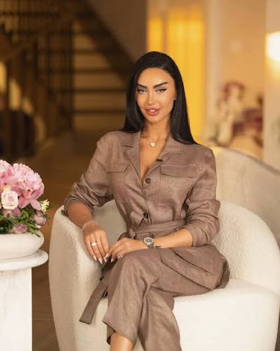 Larissa Massagens e experiências diversas Te espero! |